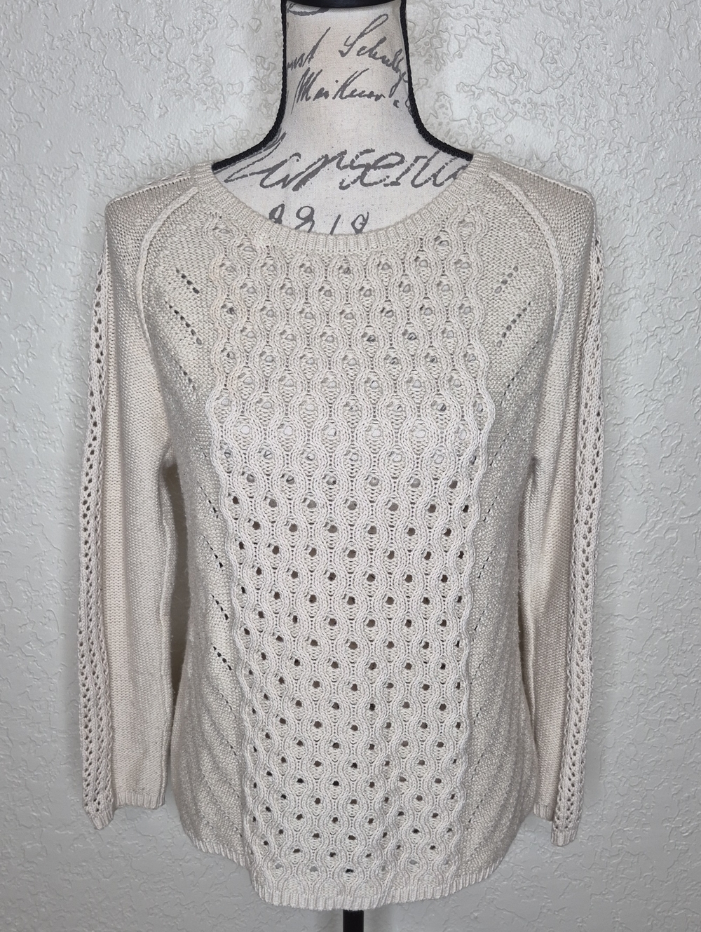 Alya Sweater Cream with Back Split Size S